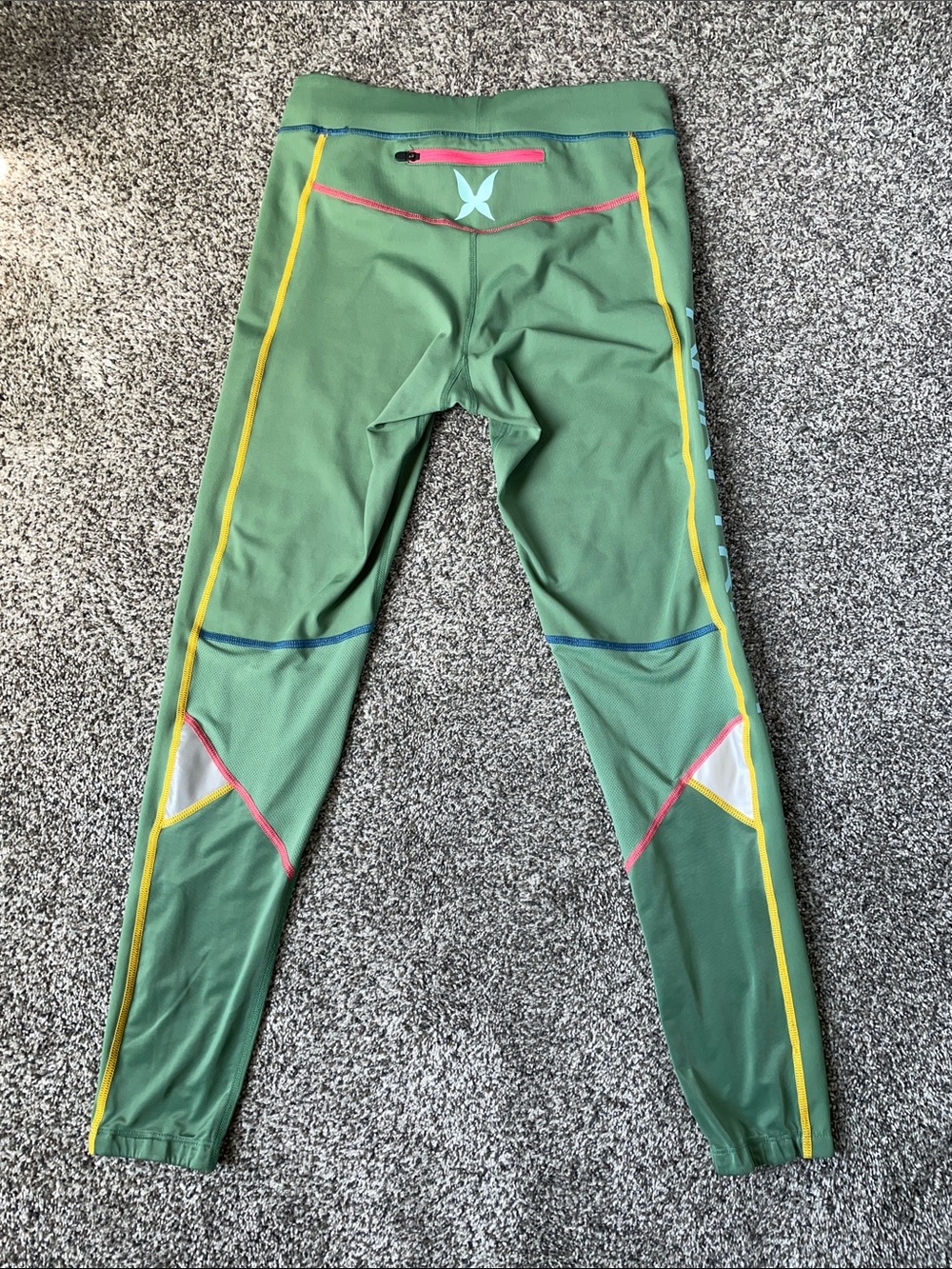 NWOT Kari Traa Green Leggings with Pink, Yellow & Blue Trim. Size Medium. - Picture 2 of 8
